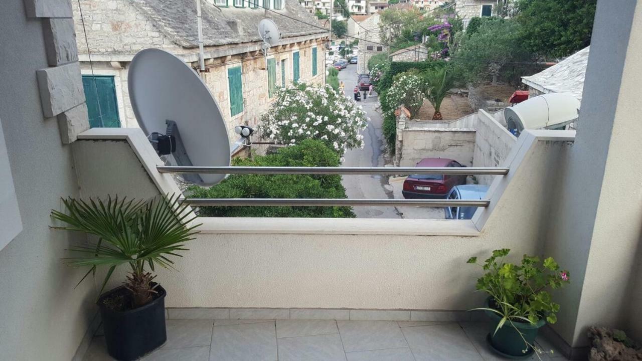 Apartment Vana Stomorska Exterior foto